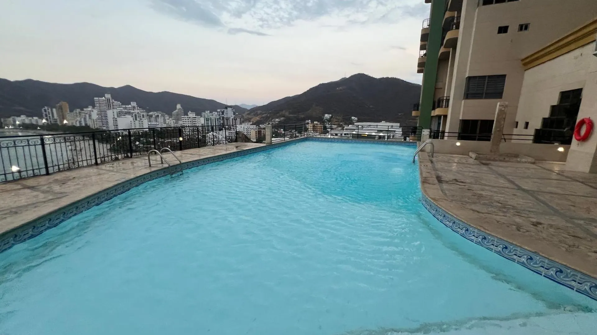 Lägenhet Edificio El Penon Del Rodadero Apto 1102 B Santa Marta